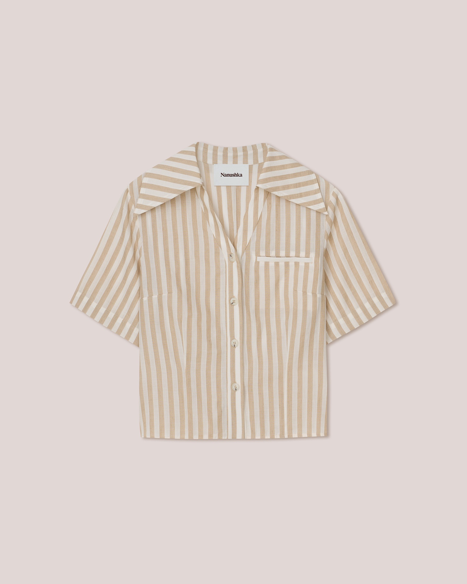 YUSRA - Strong shoulder fitted short sleeve shirt - White / Beige - 1