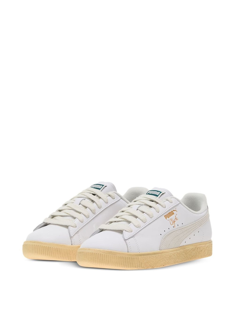 PUMA Clyde Vintage leather sneakers outlook