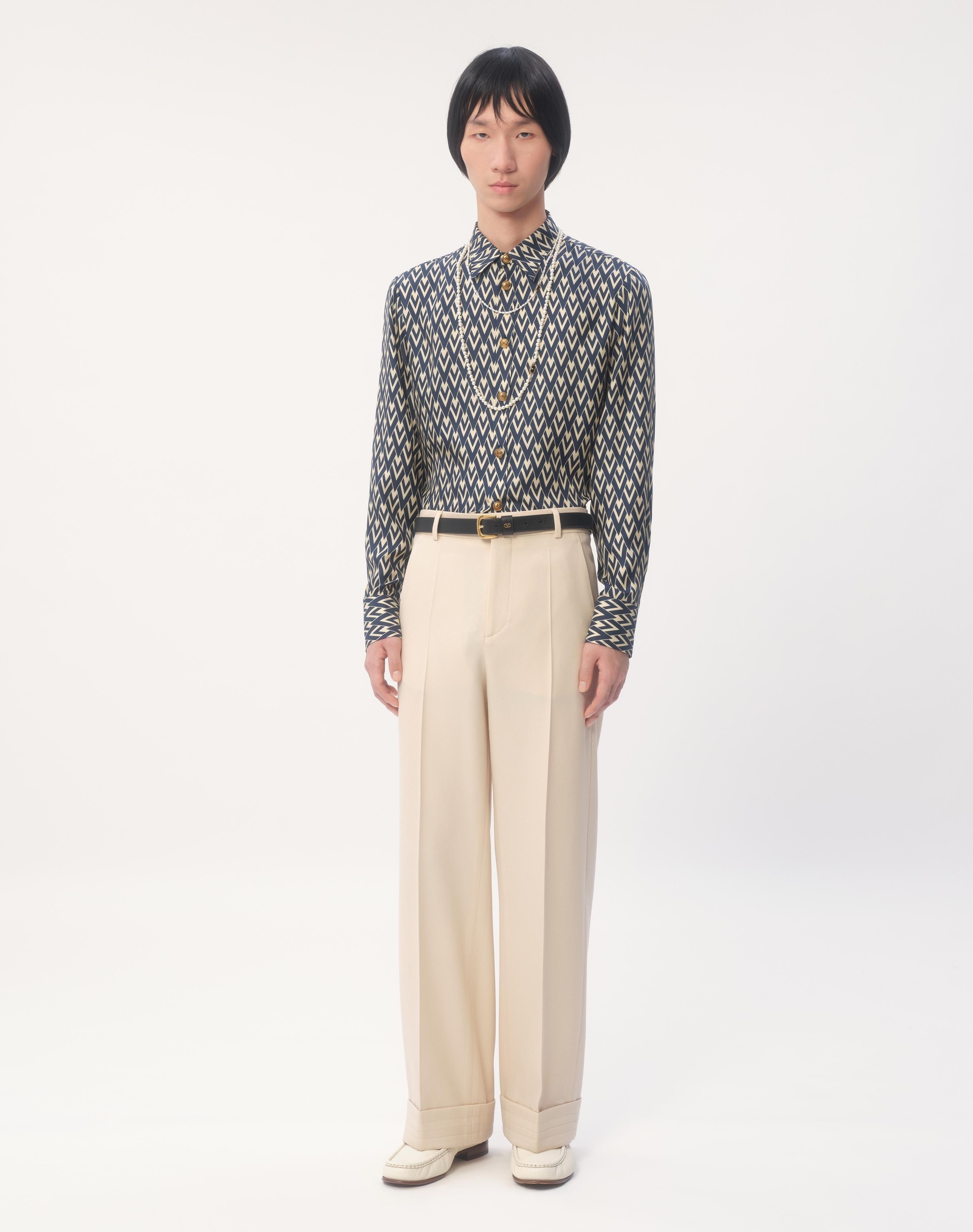 SILK TWILL SHIRT WITH TOUTE LA V PRINT - 2