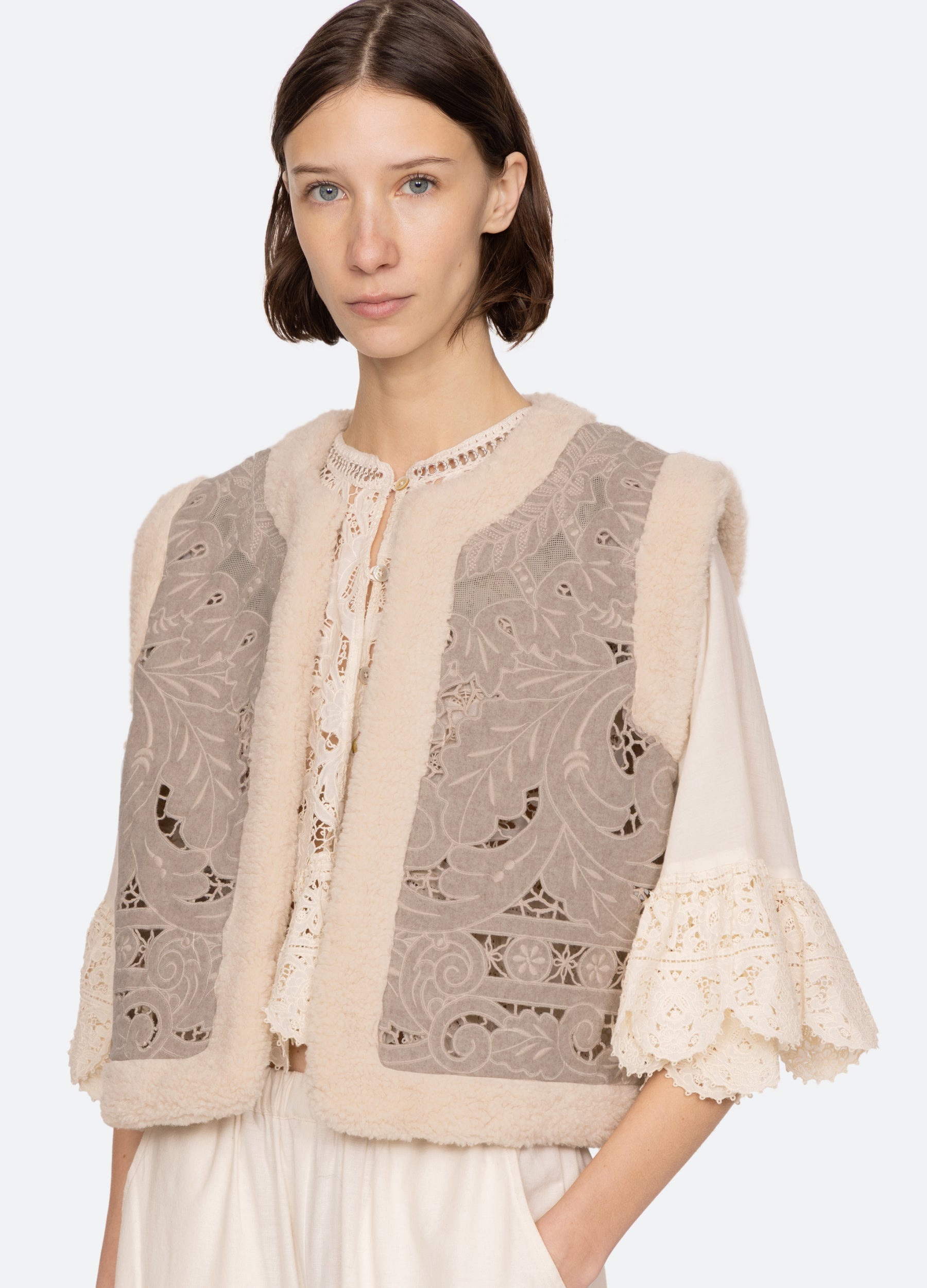 Ceci Vest - 6