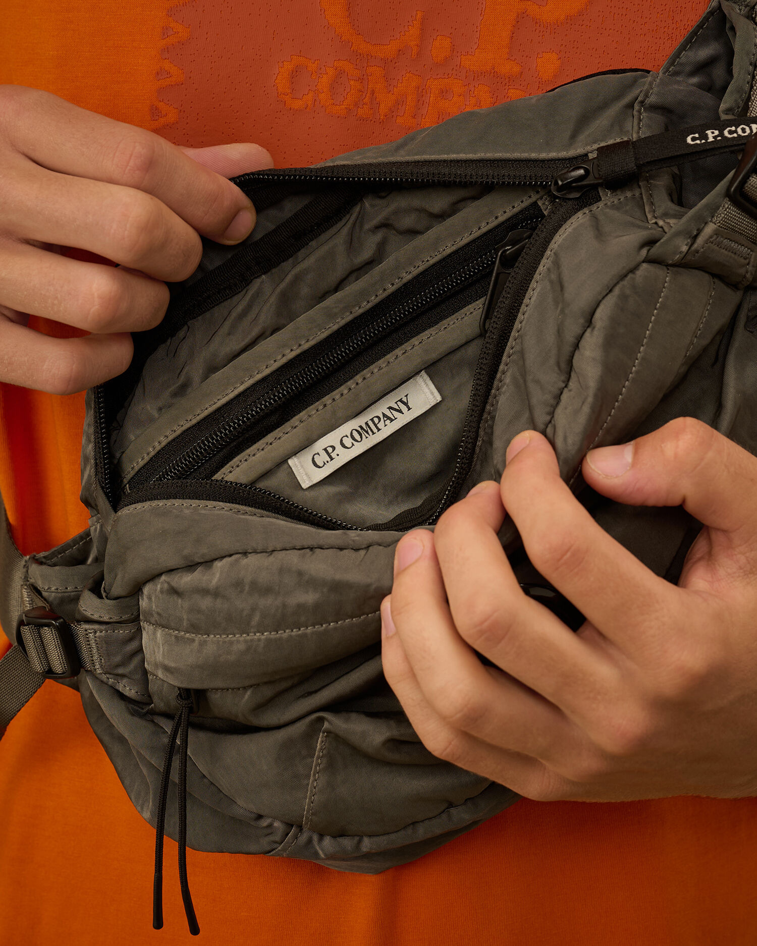 Nylon B Lens Crossbody Pack - 4