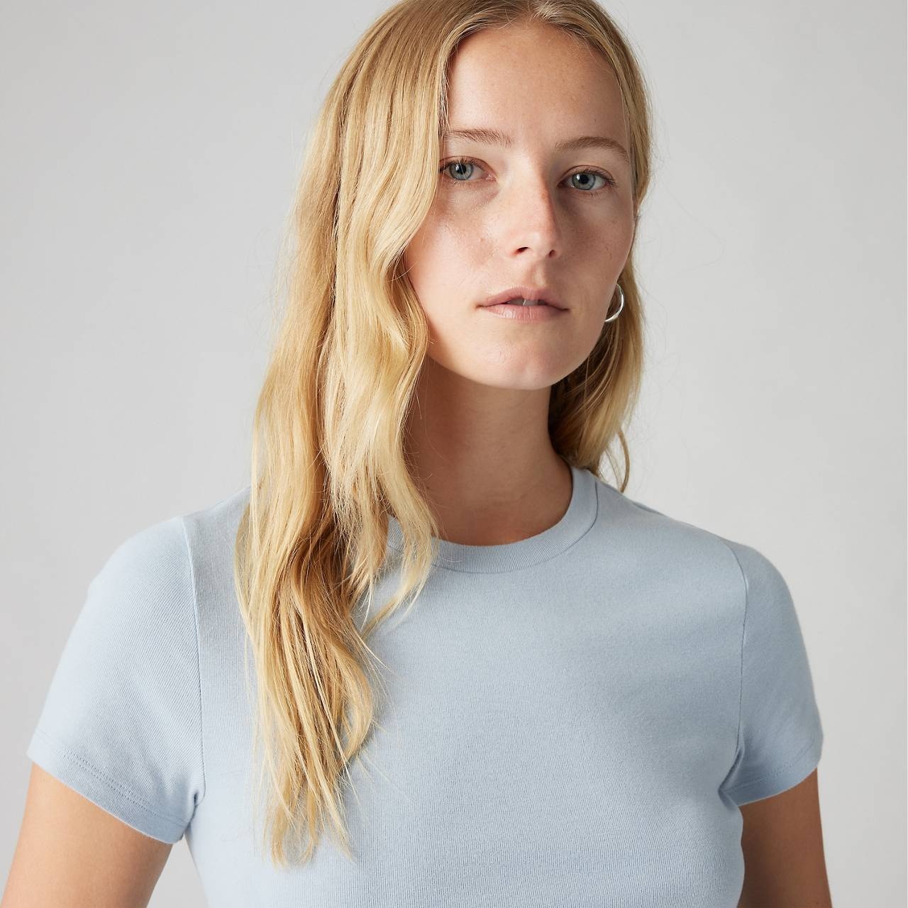 ESSENTIAL SHORT SLEEVE T-SHIRT - 5