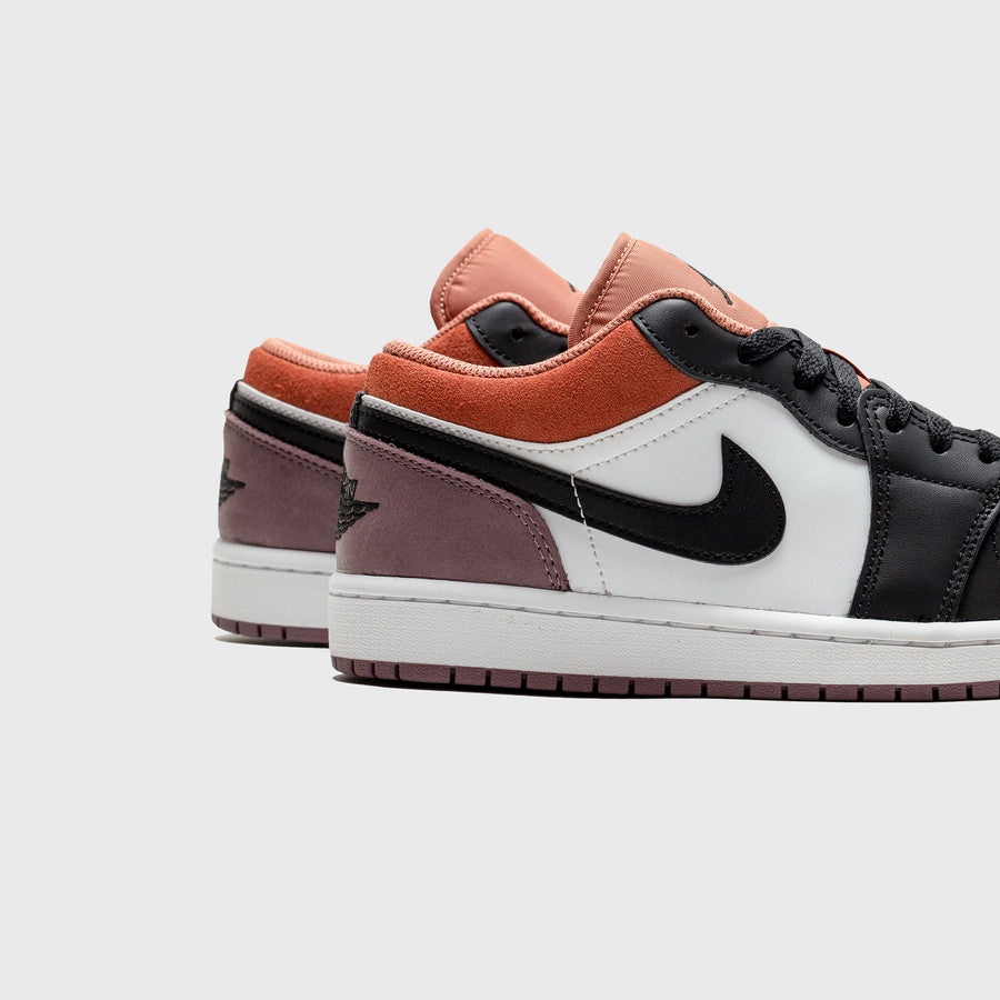 国内配送 NIKE AIR JORDAN 1 LOW SE WHITE /BLACK-SKY J ORANGE Jordan AIR JORDAN 1 LOW SE 