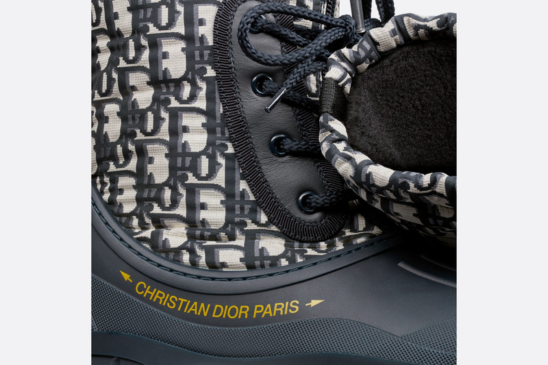 D-Venture Ankle Boot 4