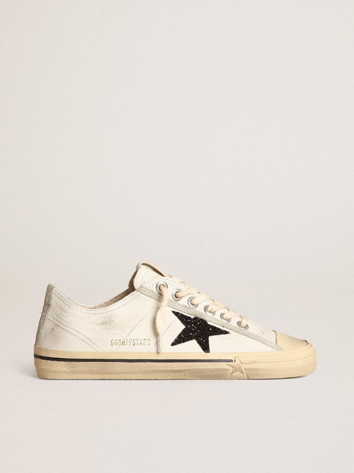 V-Star in white nappa leather with a black glitter star - 1