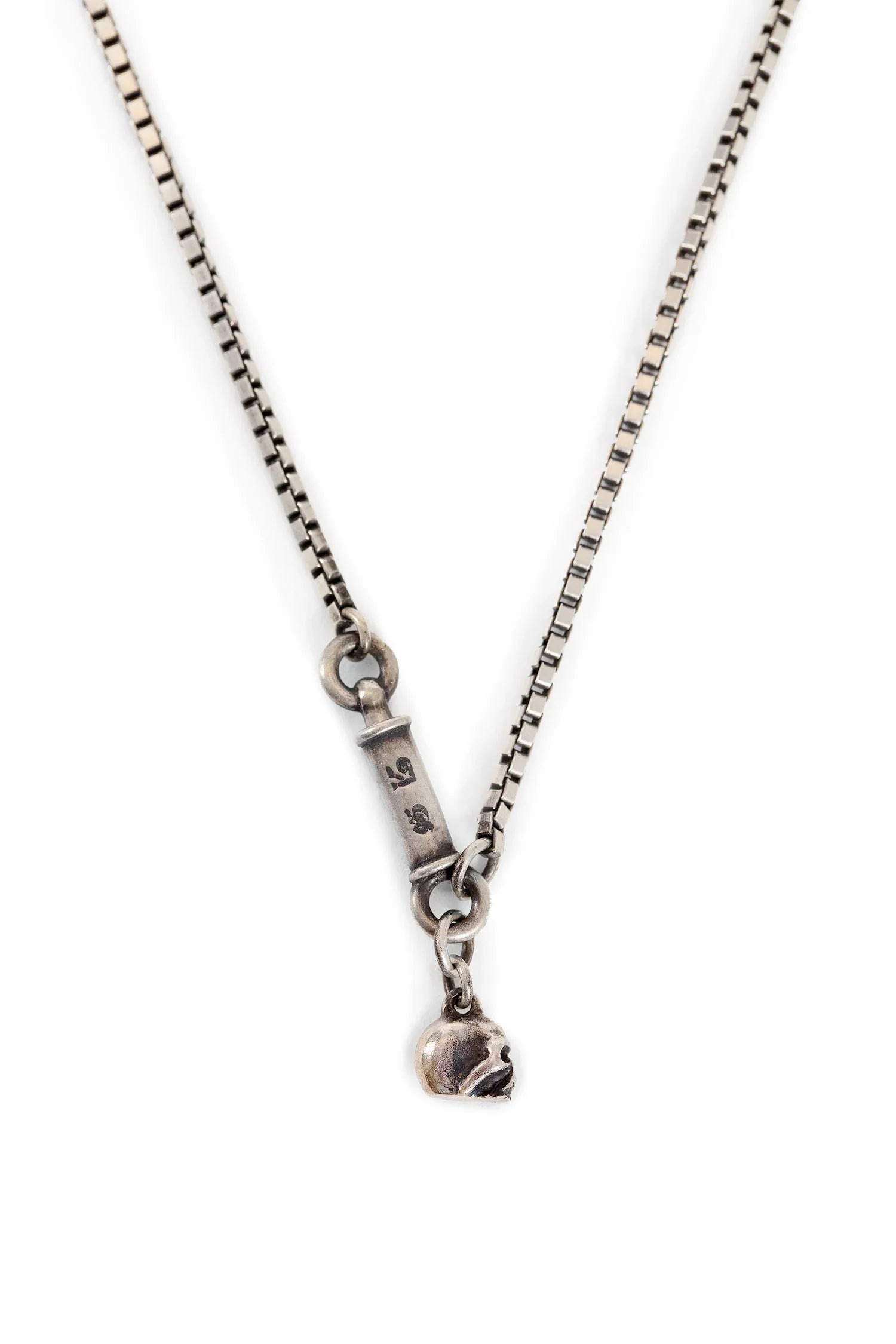 Symbol-Skull-Necklace - 2