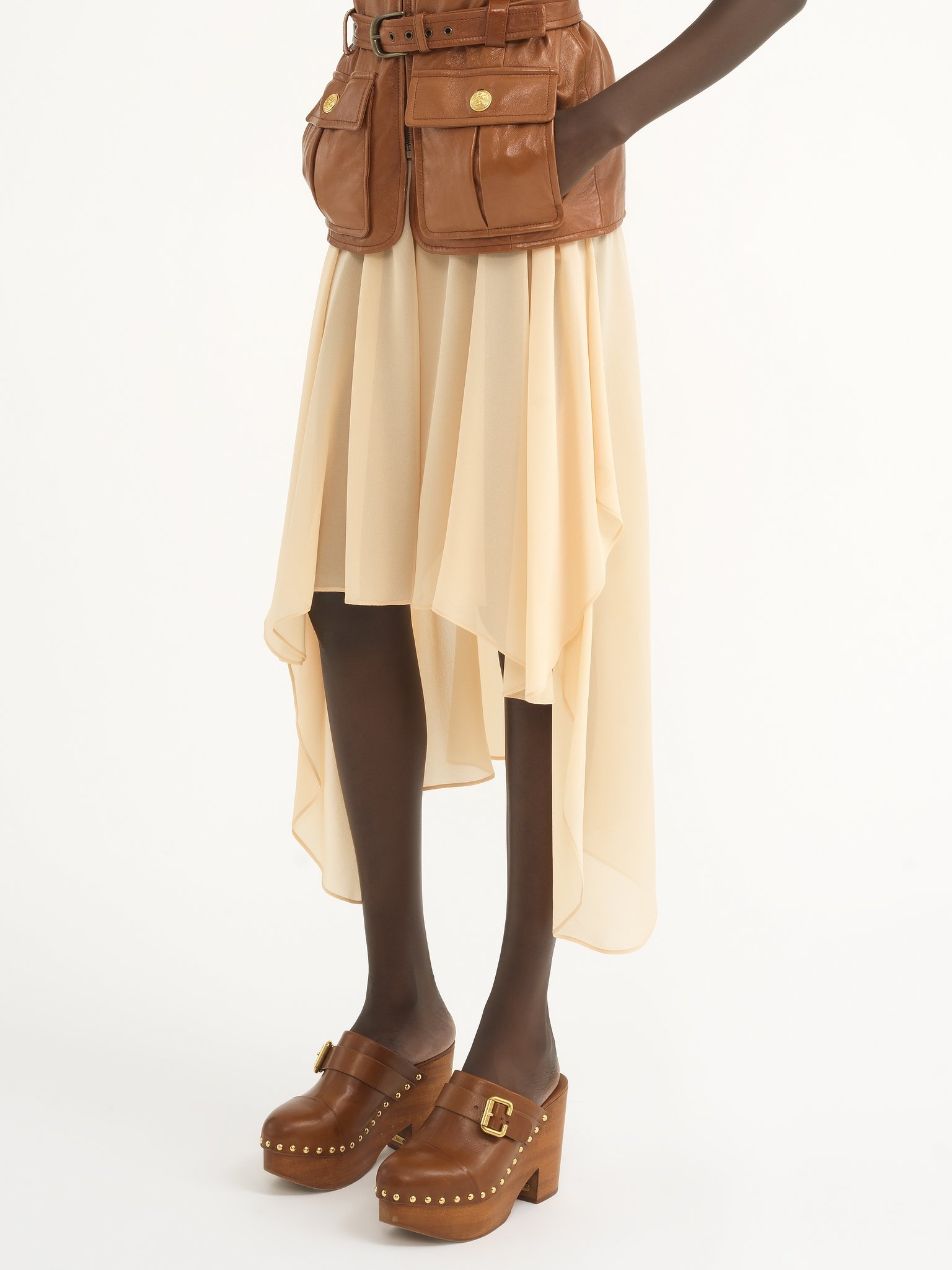 FLUID VOLANT SHORTS IN SILK GEORGETTE - 4