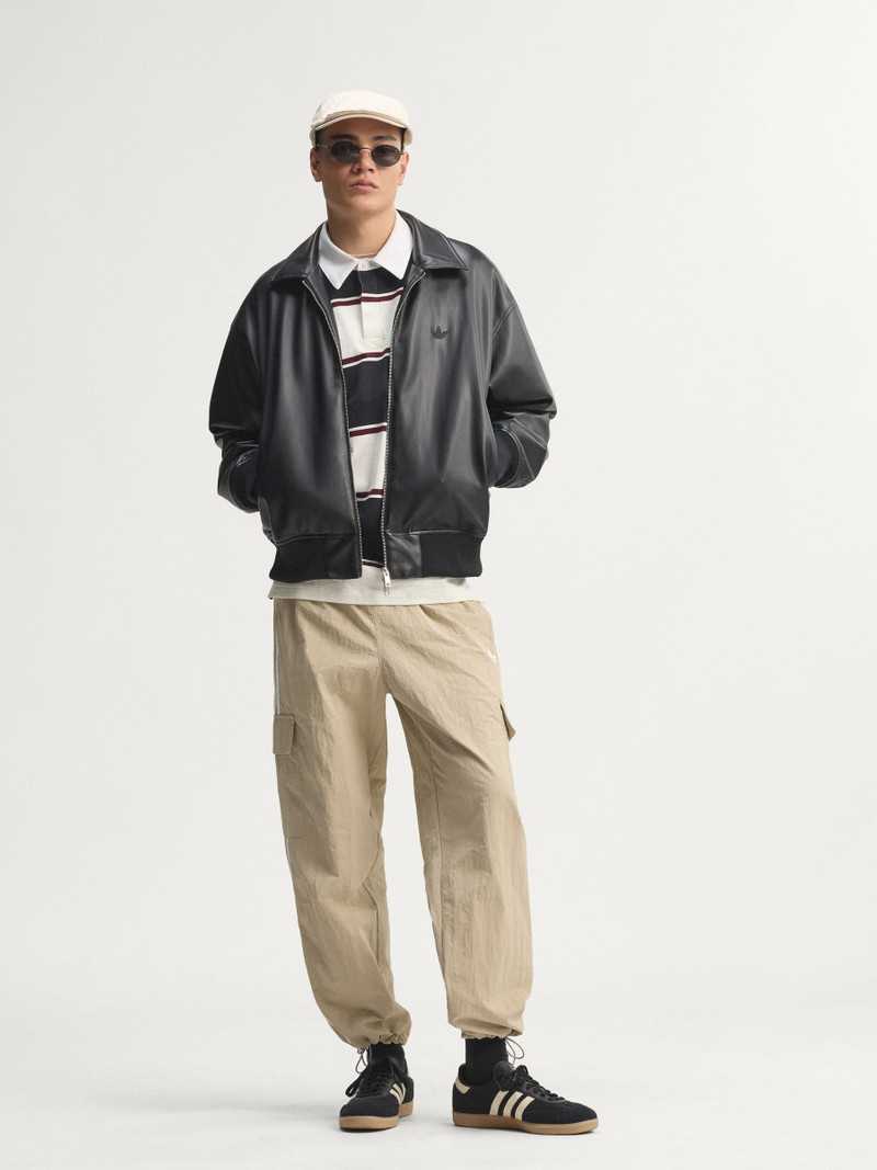 ADICOLOR CLASSICS 3-STRIPES CARGO PANTS 1