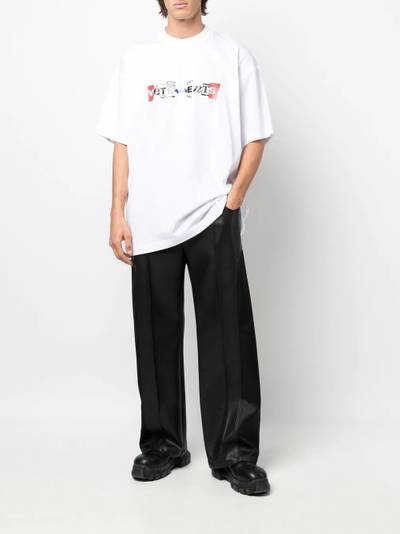 VETEMENTS logo-print cotton T-shirt outlook