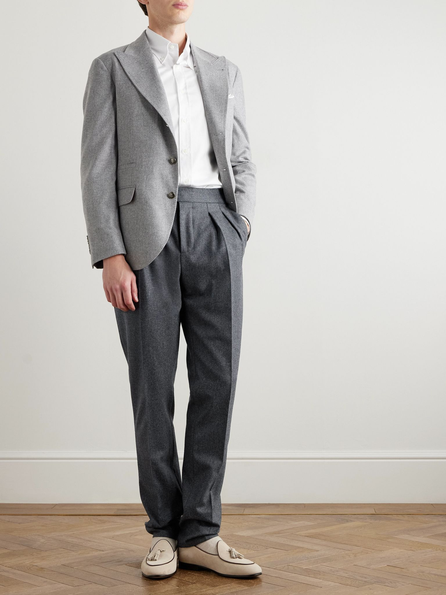 Tapered Pleated Virgin Wool Trousers Gray - 2