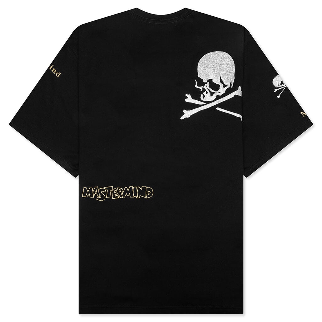 mastermind JAPAN BOXY MULTI LOGO TEE - BLACK | feature