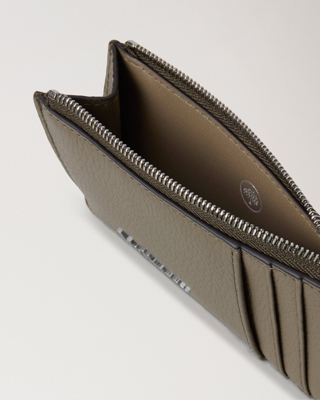 Farringdon Long Zipped Credit Card Holder Linen Green Small Classic Grain - 3