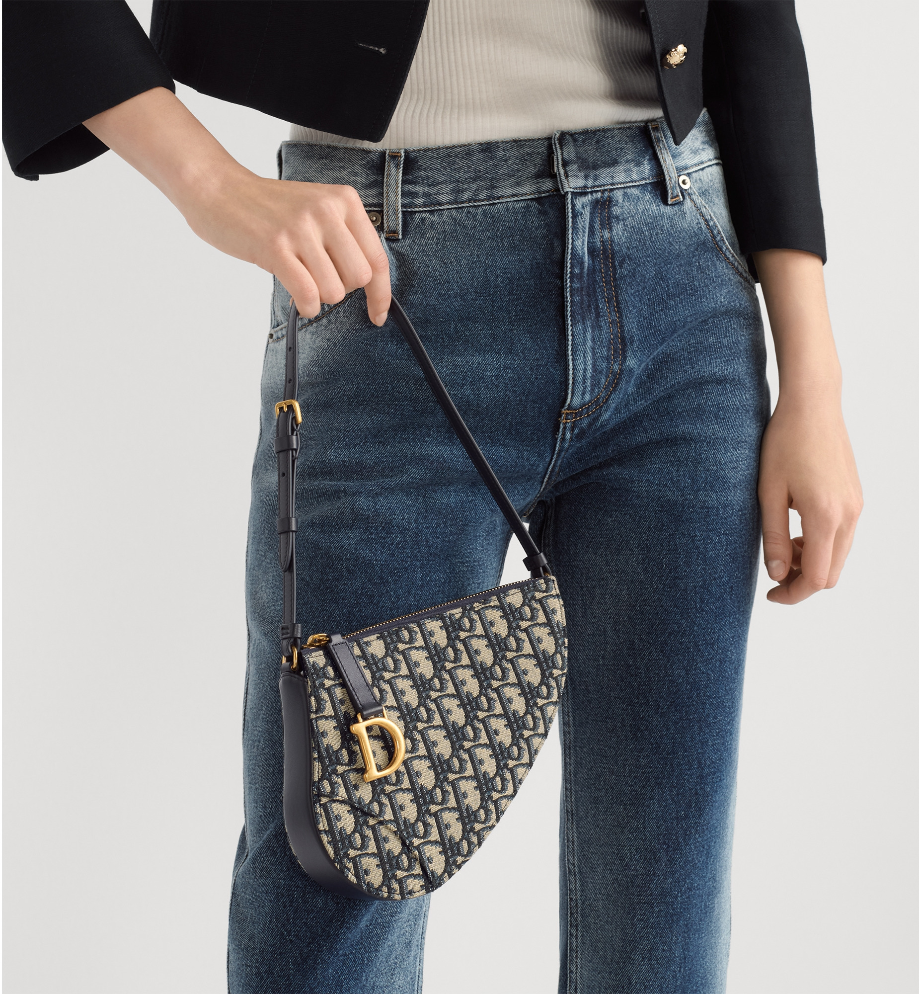 Saddle Shoulder Pouch - 7