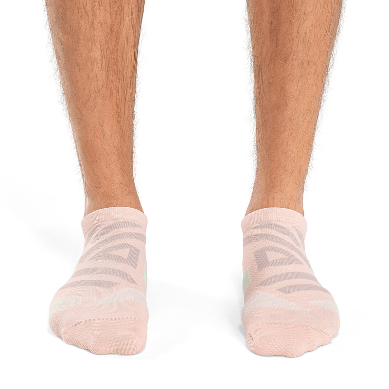 On Performance Low Sock outlook