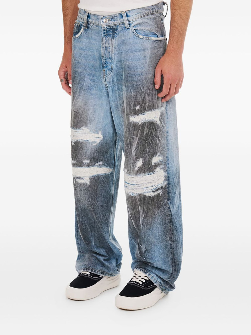 NAHMIAS Thrashed jeans outlook