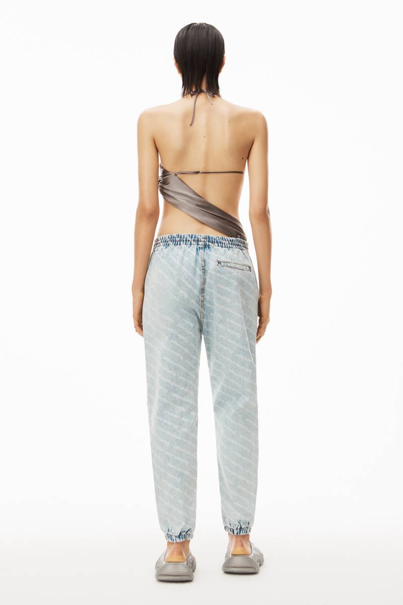 LOGO PRINT JOGGER IN DENIM 4