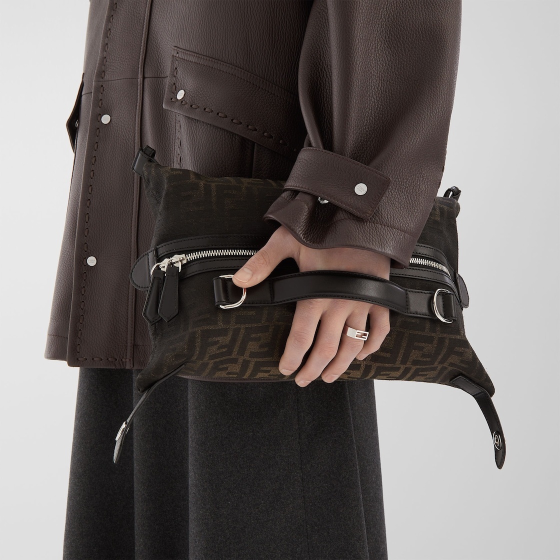 ショルダーバッグ FENDI FF Eclissi Fendi Siesta Small bag FENDI FF Eclissi Fendi Siesta Small | REVERSIBLE