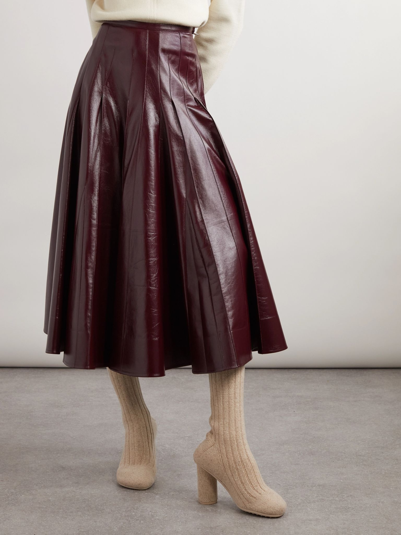 Pleated glossed-leather midi skirt Red - 3