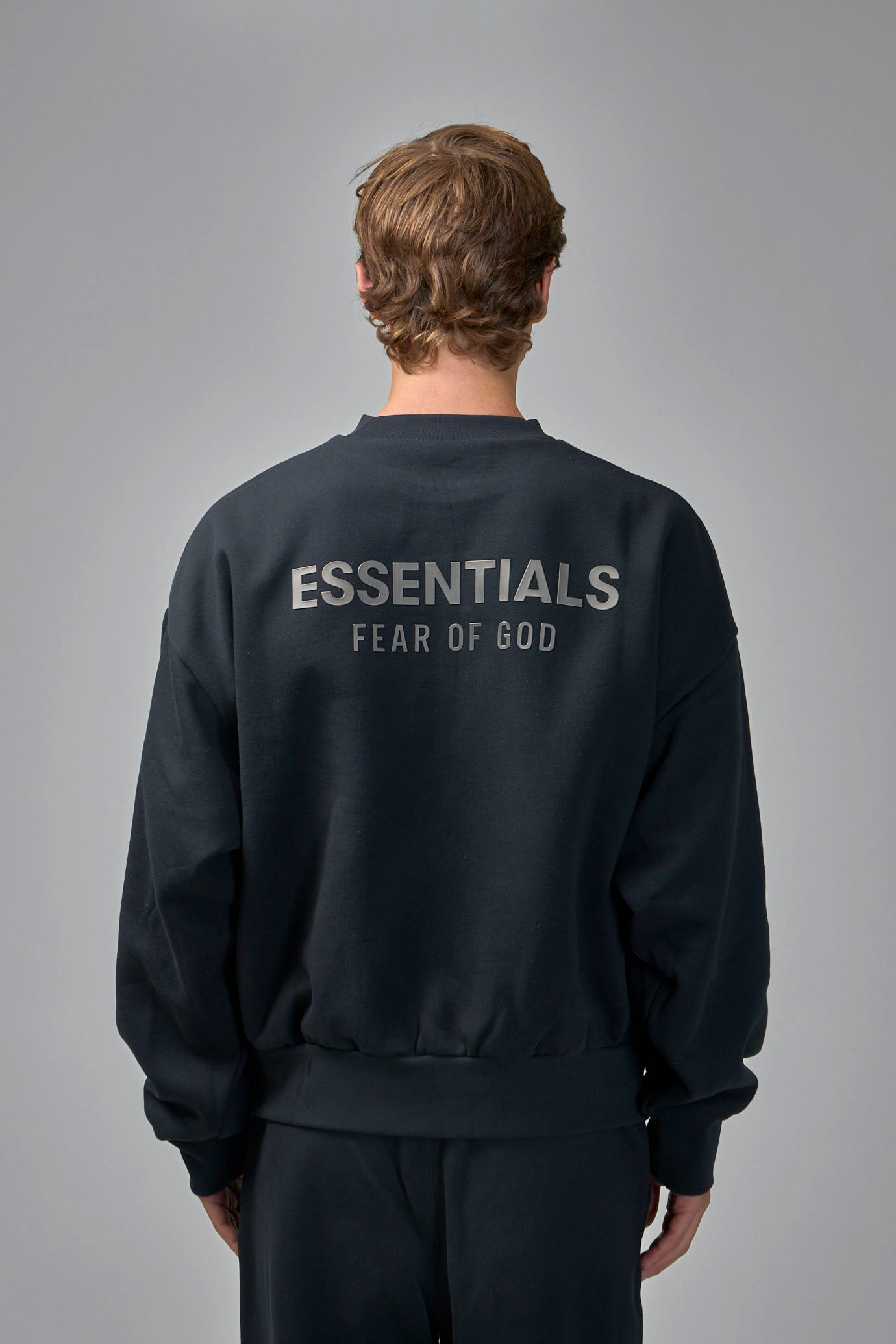 Classic Fit Fleece Crewneck - 2