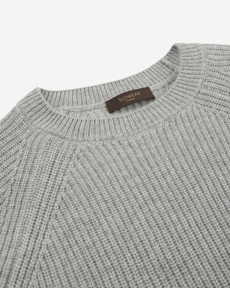 Slim fit cashmere crewneck sweater 6