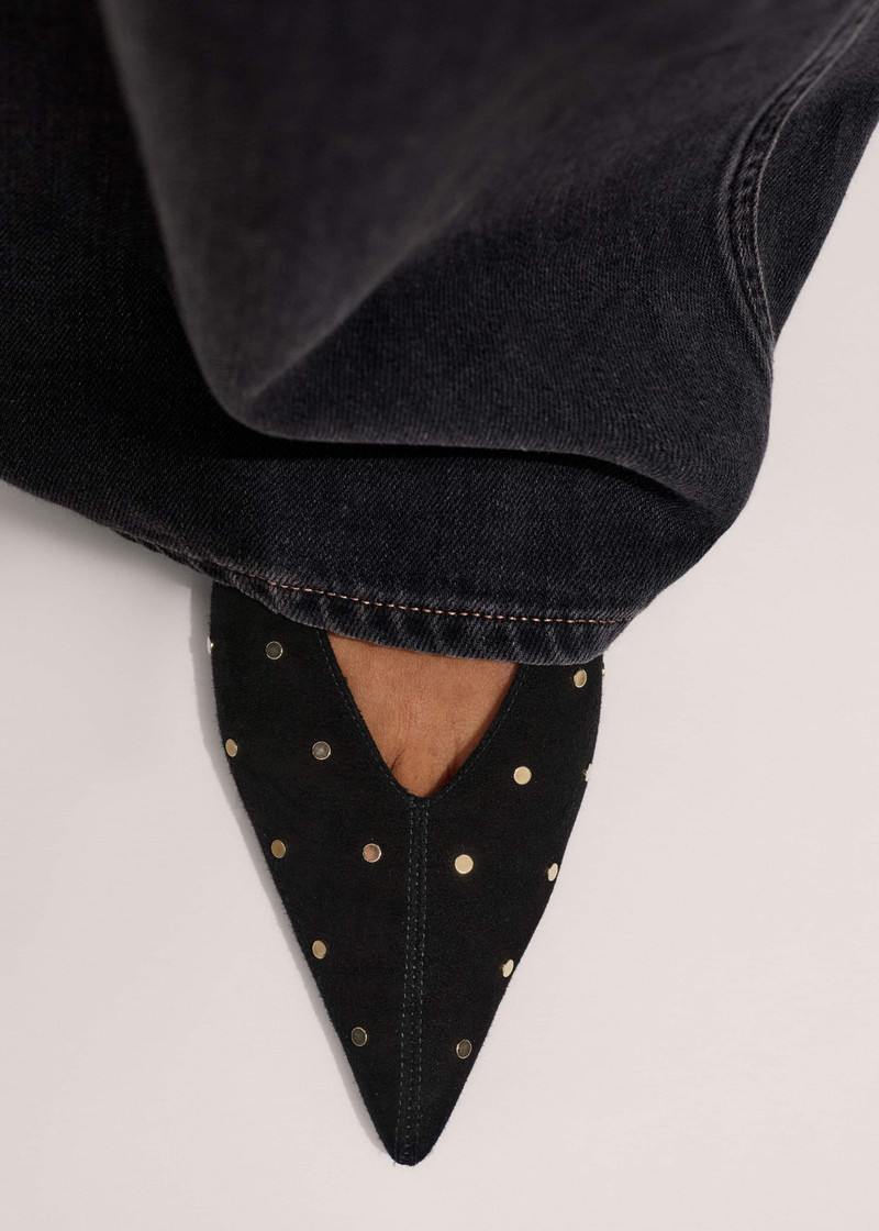 Stud Point Flat 3