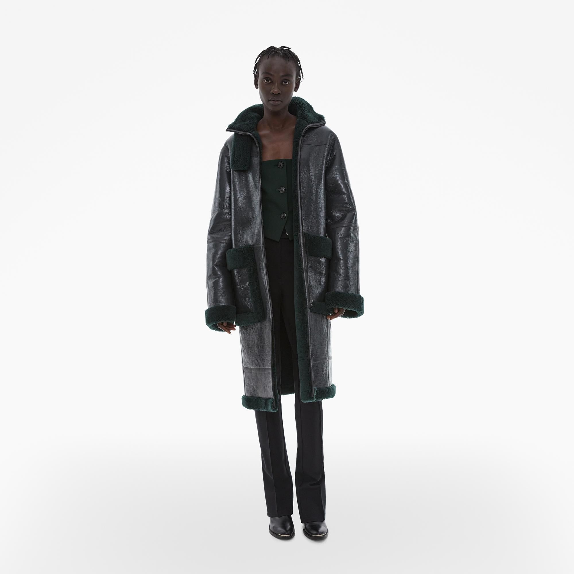 PATENT LEATHER SHEARLING COAT - 3