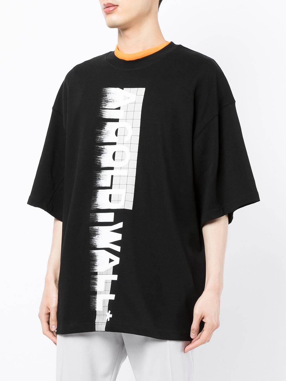 blurred logo-print T-shirt - 3