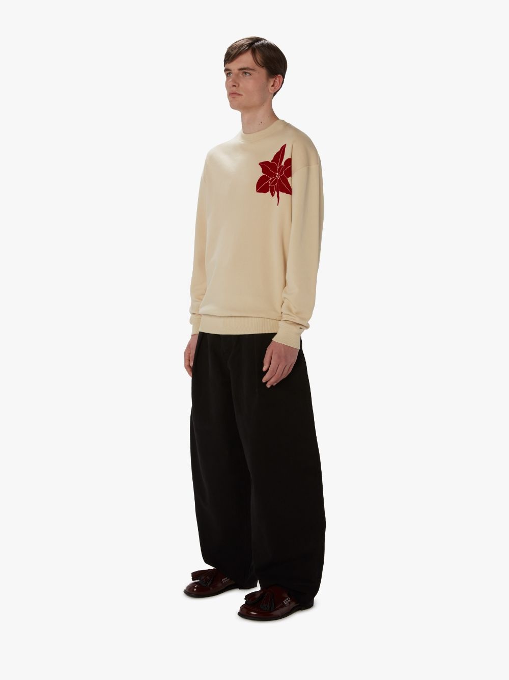 SWEATSHIRT WITH FLOCKED FLOWER - 4