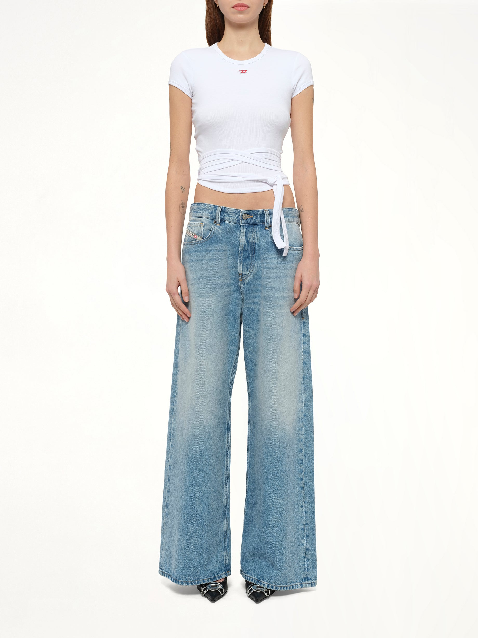 T-BUNNY-TAIL T-Shirt in White - 7