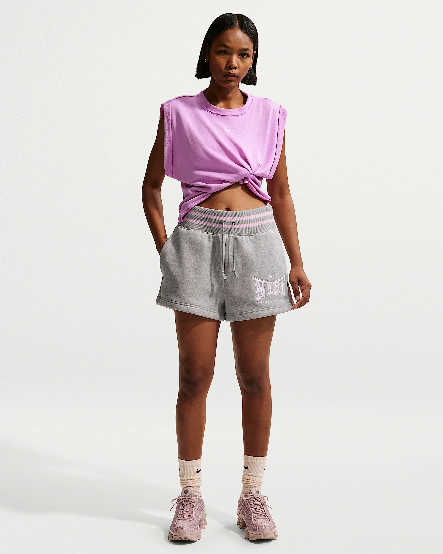 Nike Sportswear Phoenix Fleece Women's High-Waisted 4" Shorts - 1