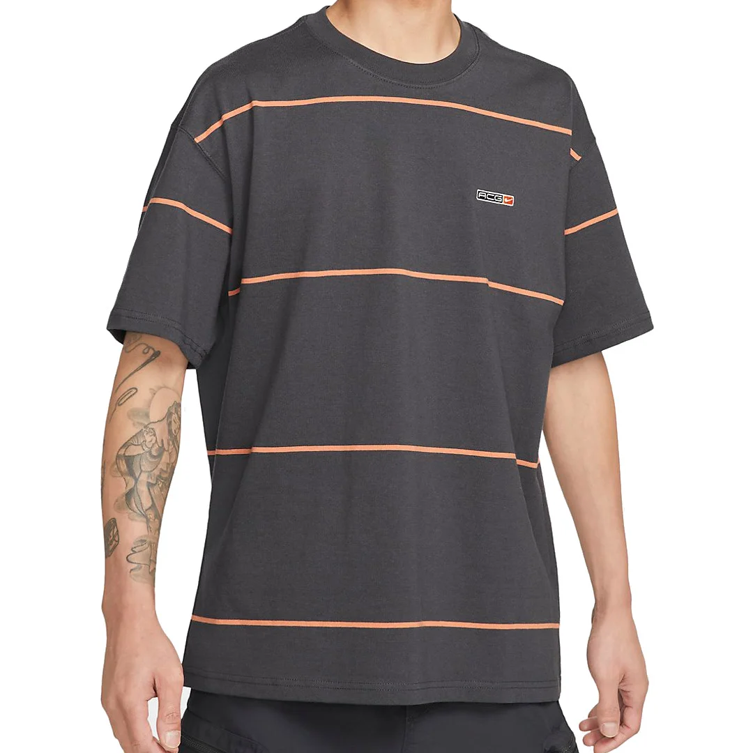Nike SS22 ACG 줄무늬 둥근 목 Pullover 짧은 소매 회색 DQ4957-070 - 1