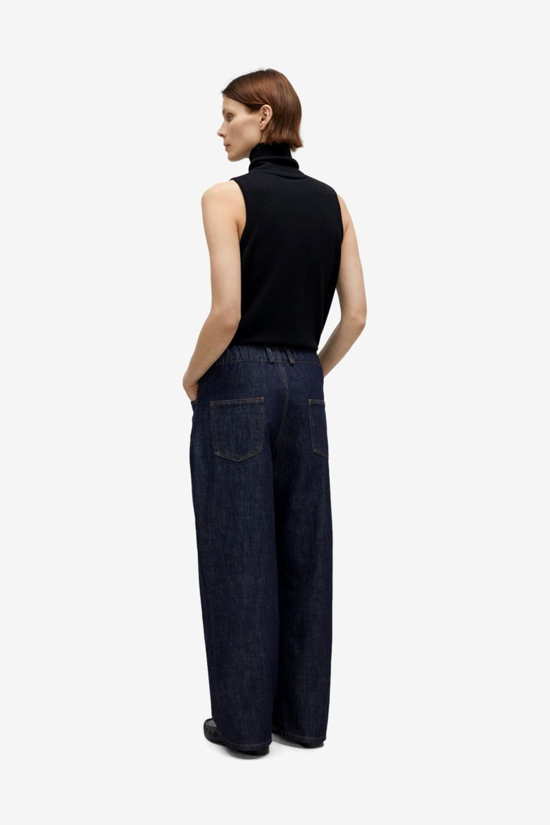 button-fastening trousers 3