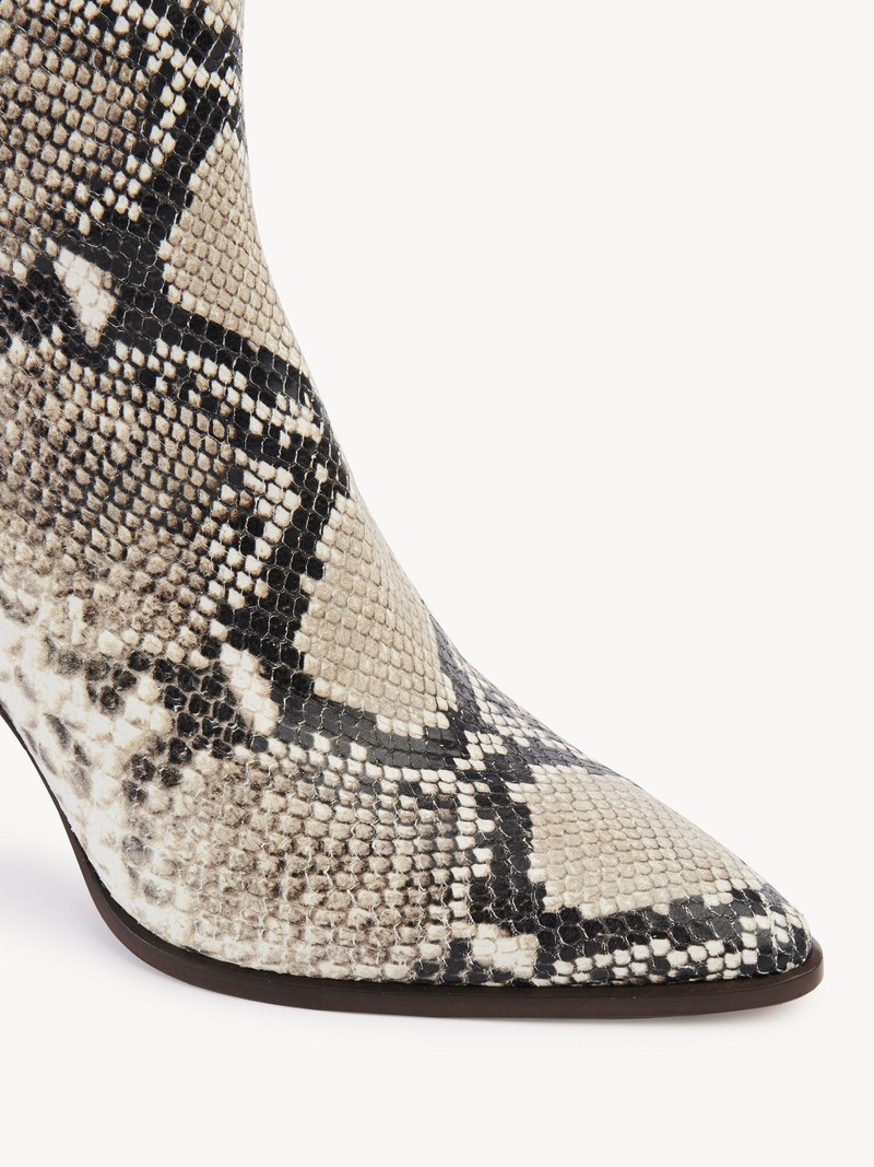 OLI ANKLE BOOT 4