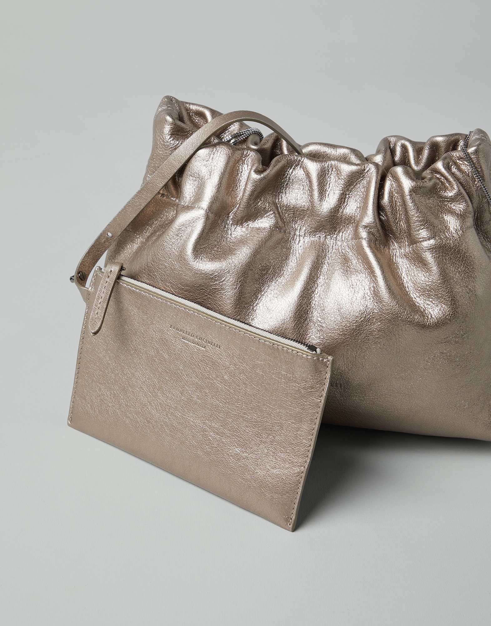 Lamé calfskin soft bag with precious chain - 5