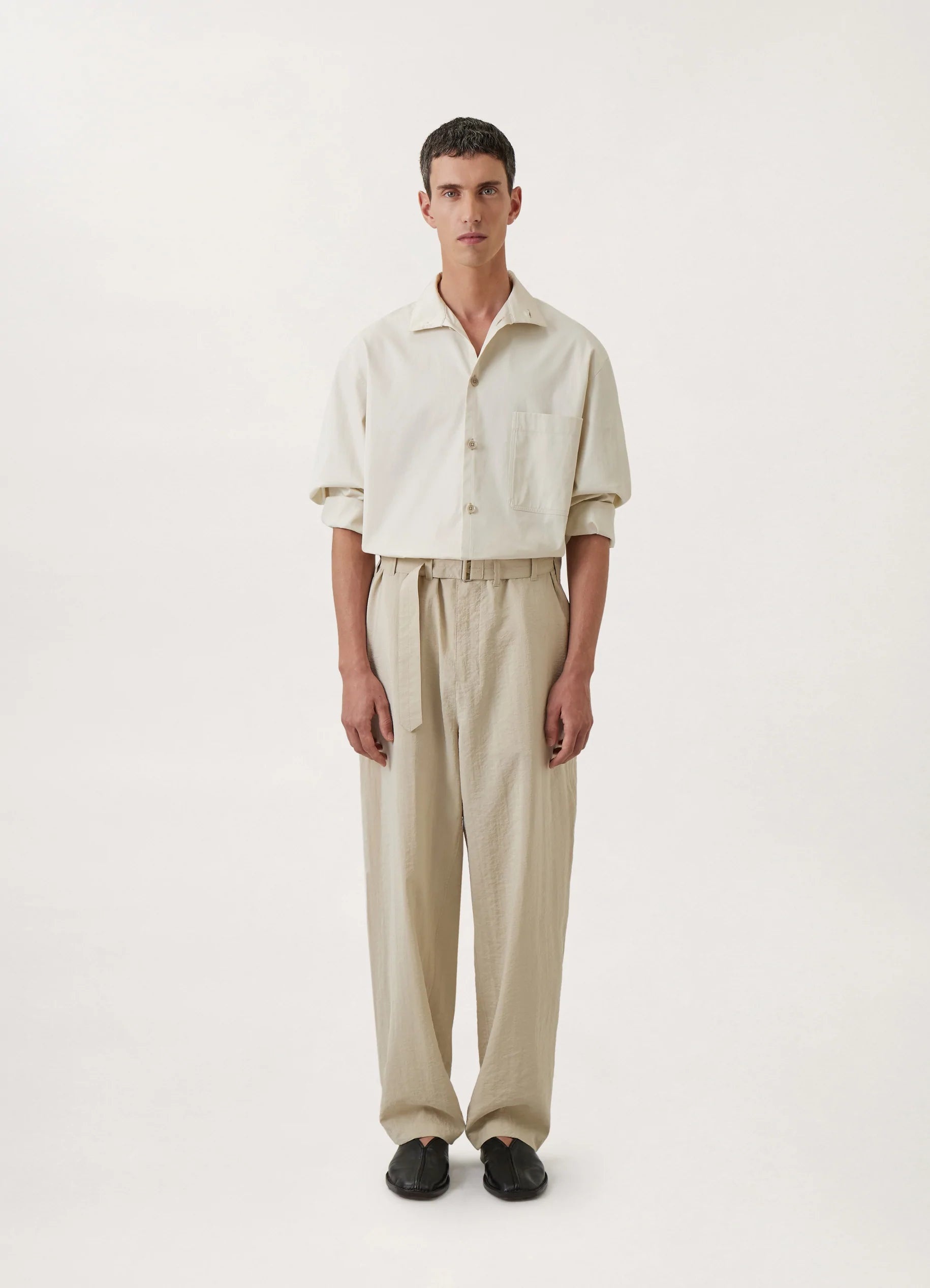 BELTED LOOSE PANTS
DRY SILK - 2