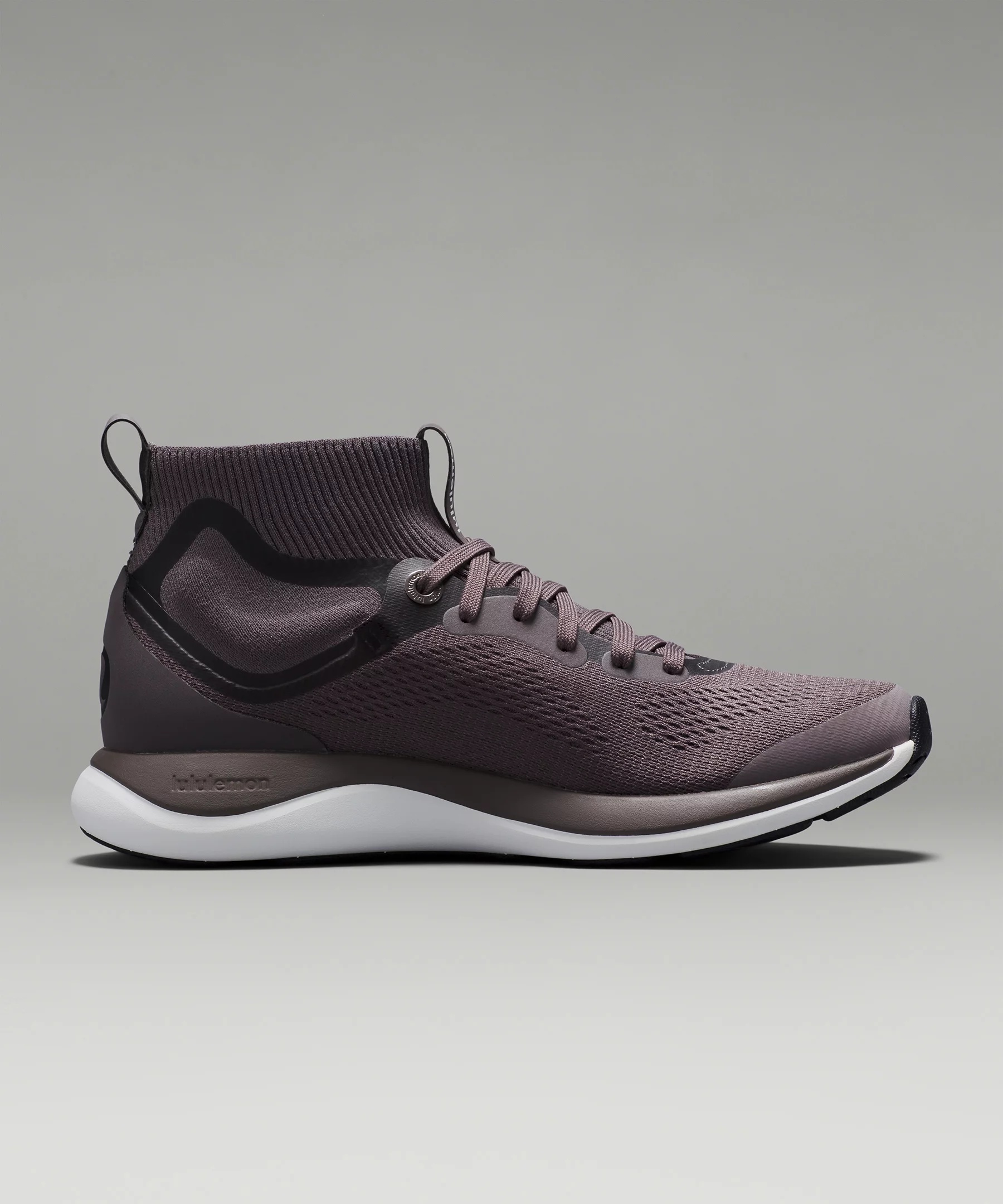 Women's Chargefeel Mid Workout Shoe - 5