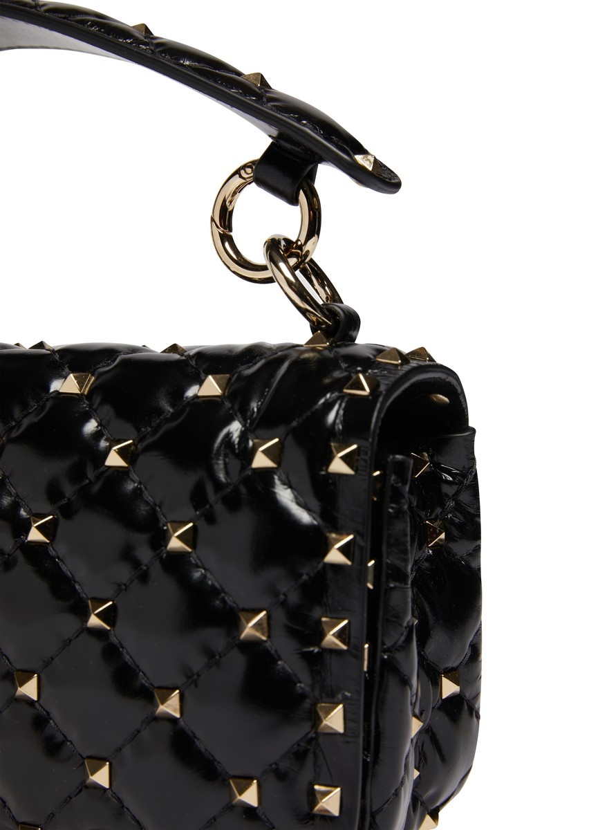 ショルダーバッグ・ポシェット ROCKSTUDSPIKE S SHOULDER BAG Valentino Garavani Quilted Rockstud Spike Chain Shoulder Bag