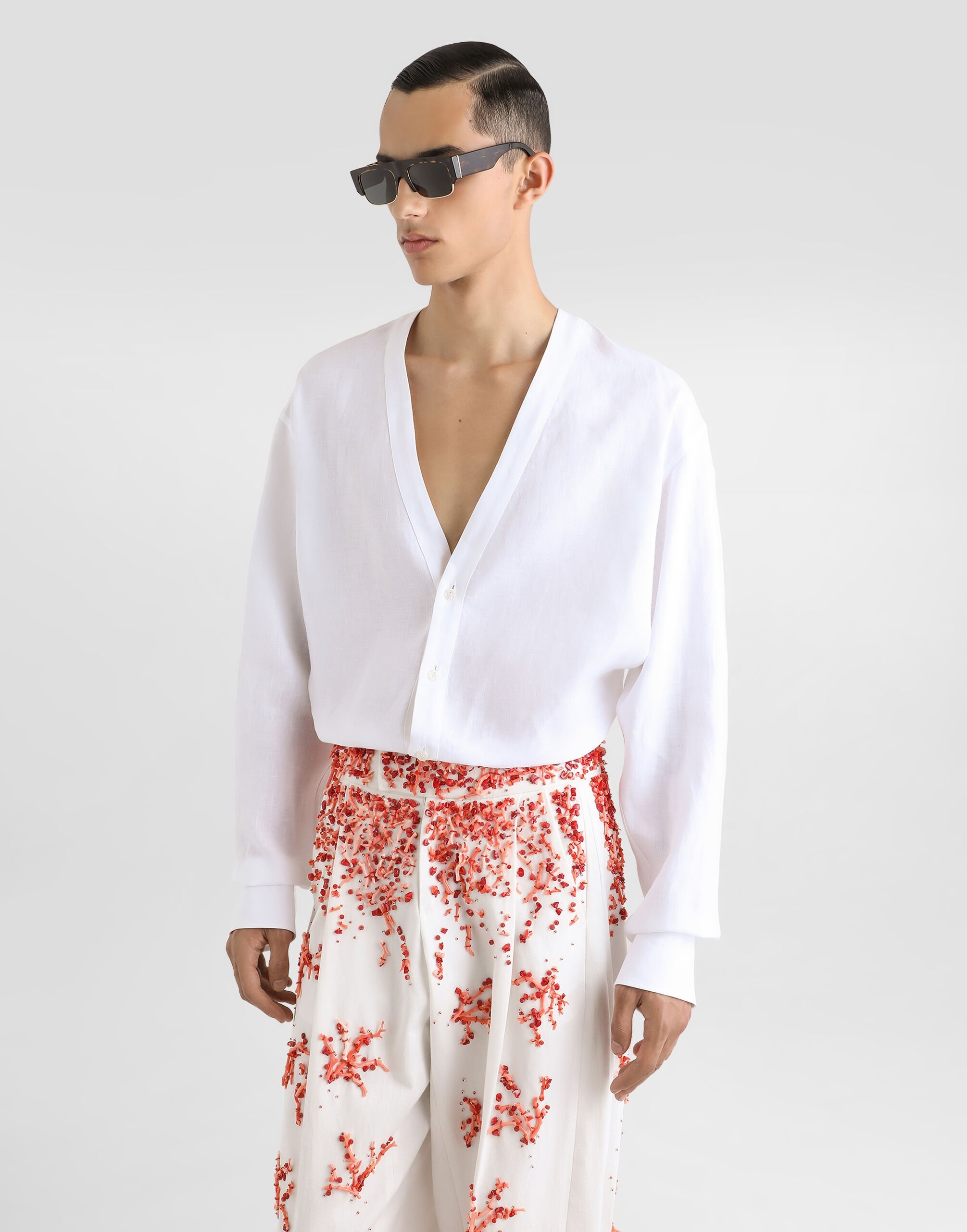 Long-sleeved linen shirt with cardigan buttoning - 4