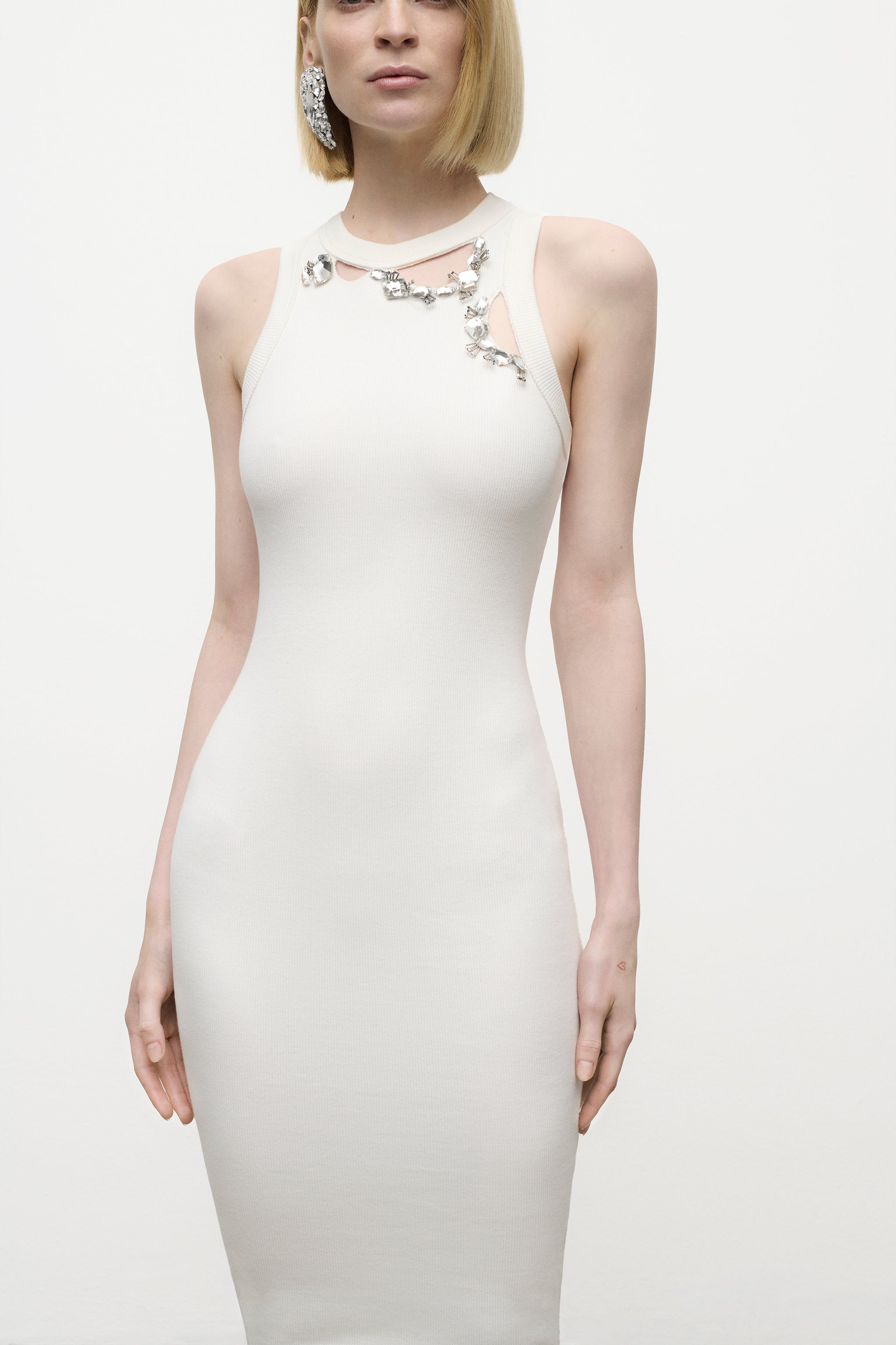 DISTRESSED CRYSTAL RIBBED KNIT MIDI TANK DRESS - 5
