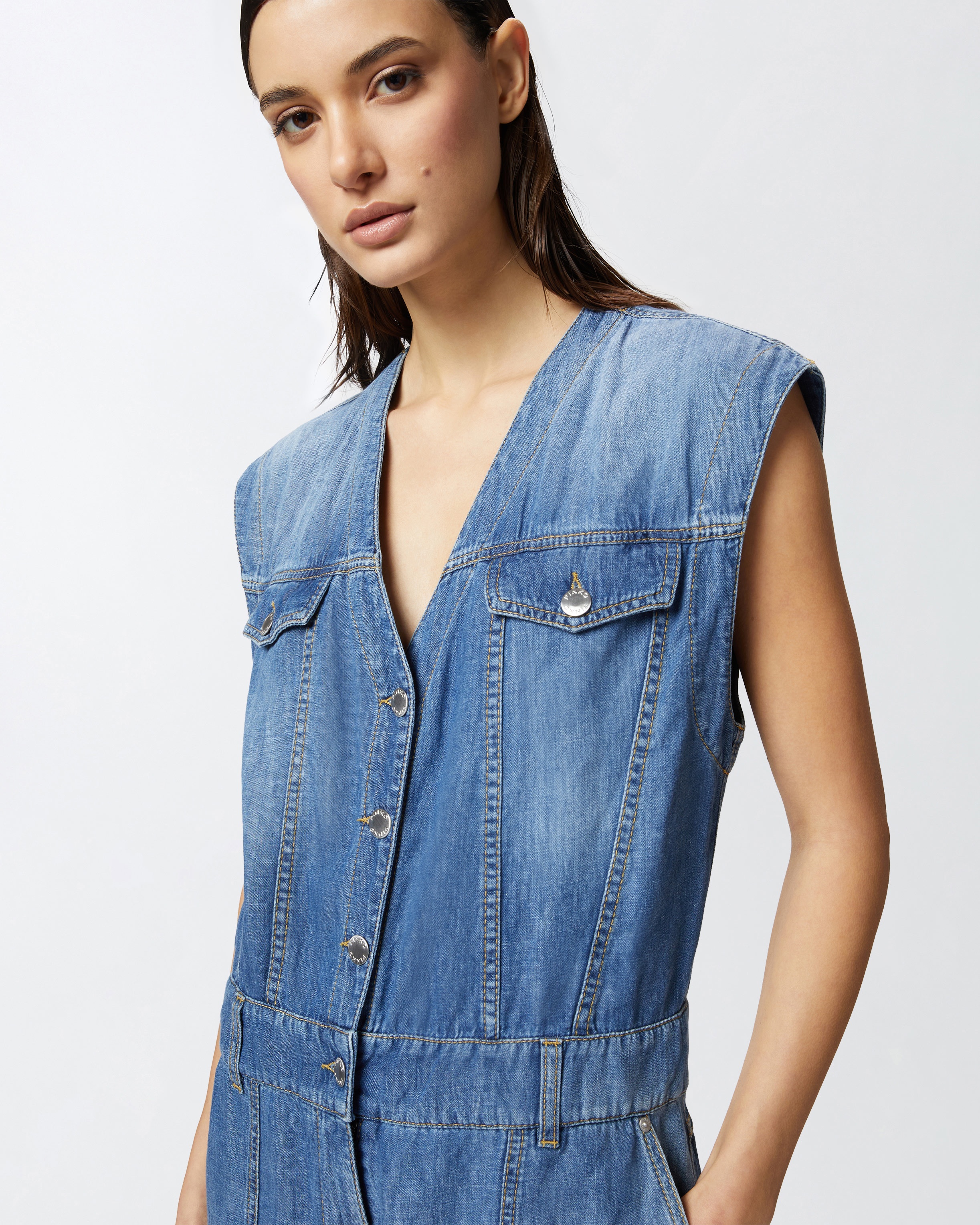 SLEEVELESS DENIM JUMPSUIT - 5