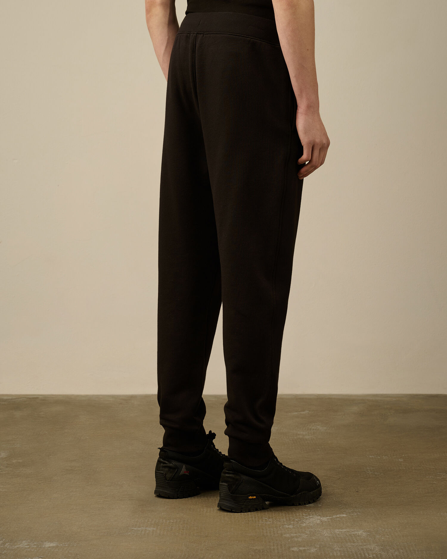Diagonal Raised Fleece Lens Sweatpants - 4