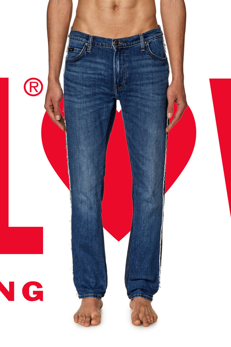 STRAIGHT JEANS DIESELOVES 04 09K47 1