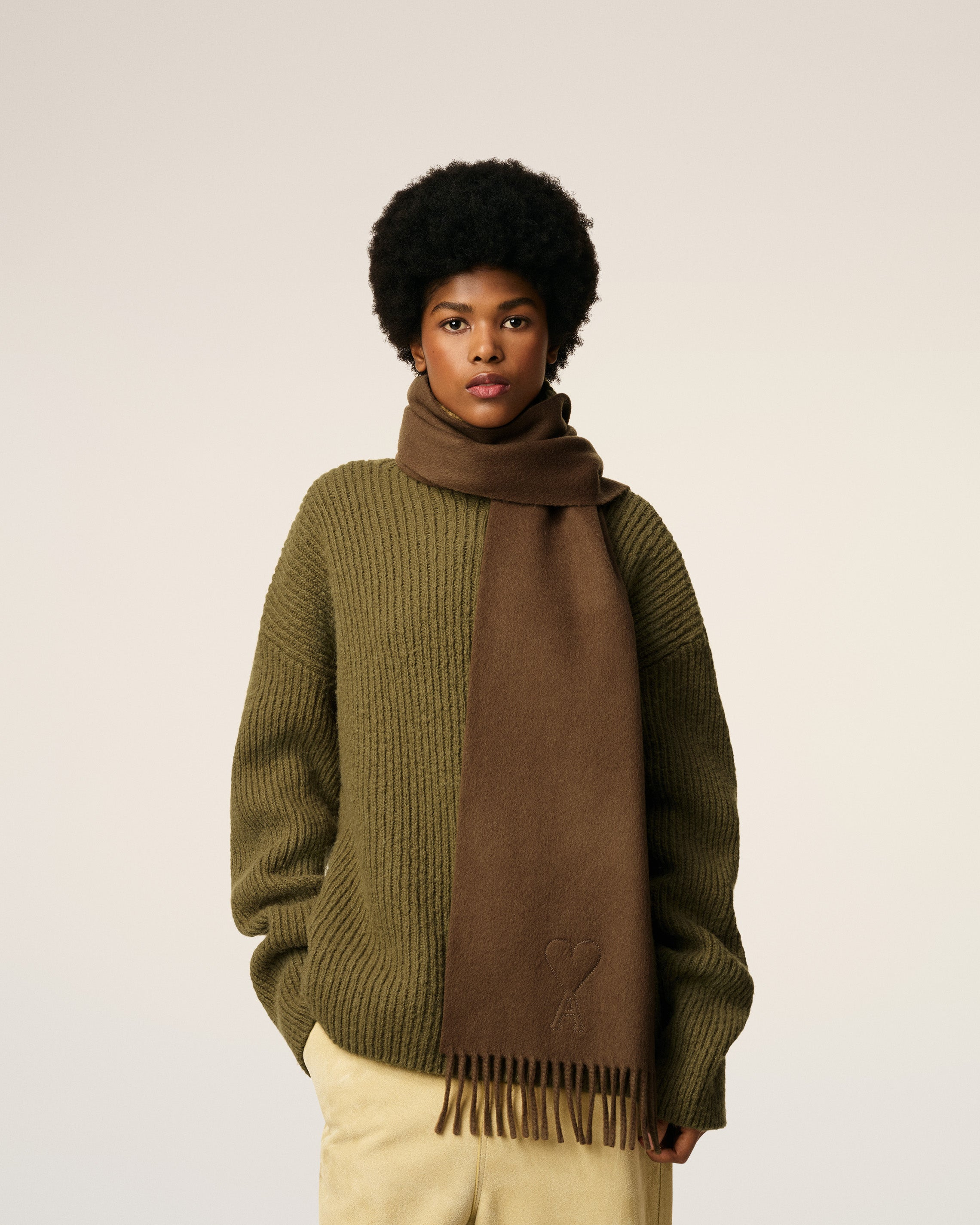 BROWN WOOL EMBOSSED AMI DE COEUR SCARF - 2