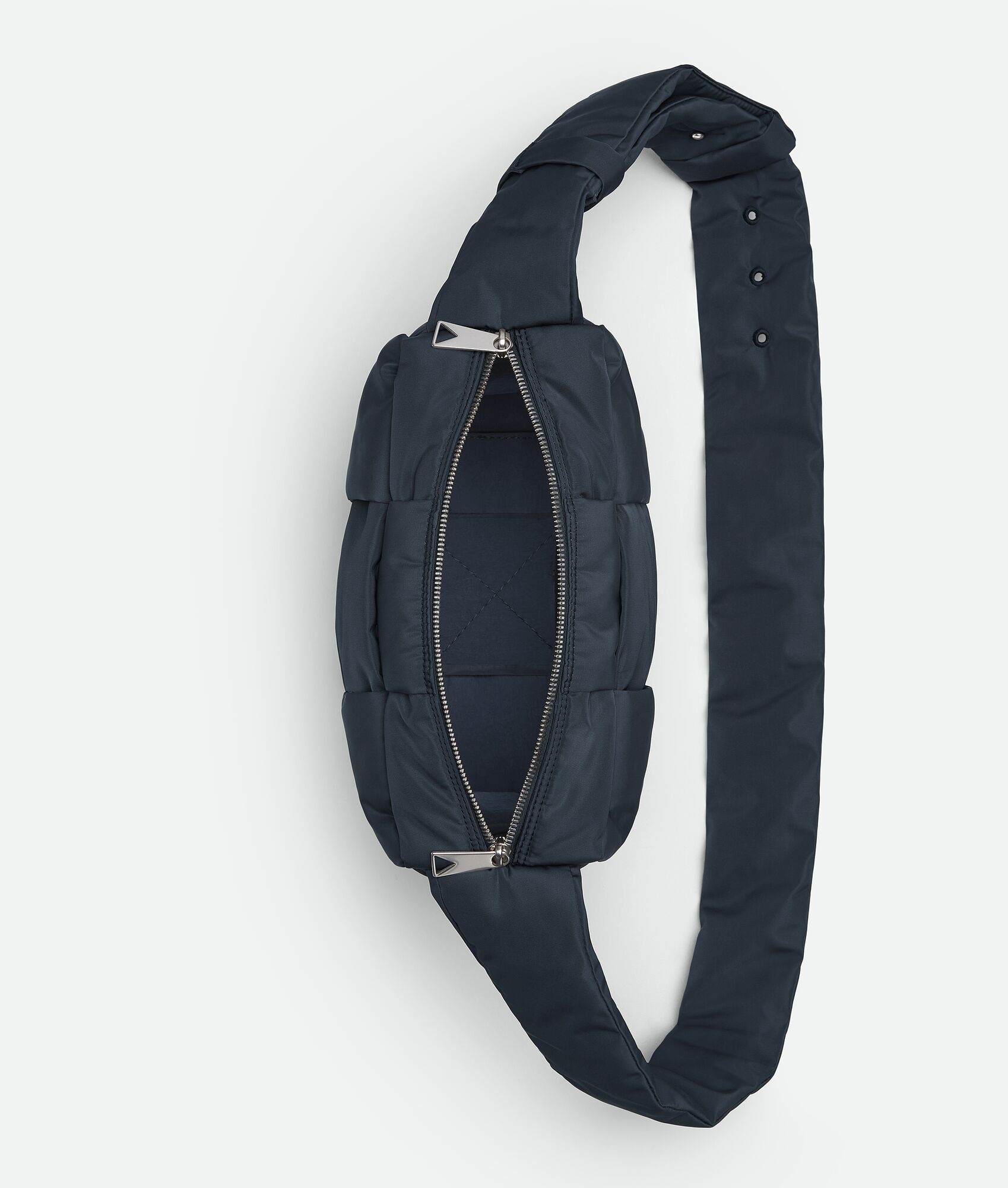 Medium Arco Padded Camera Bag 3