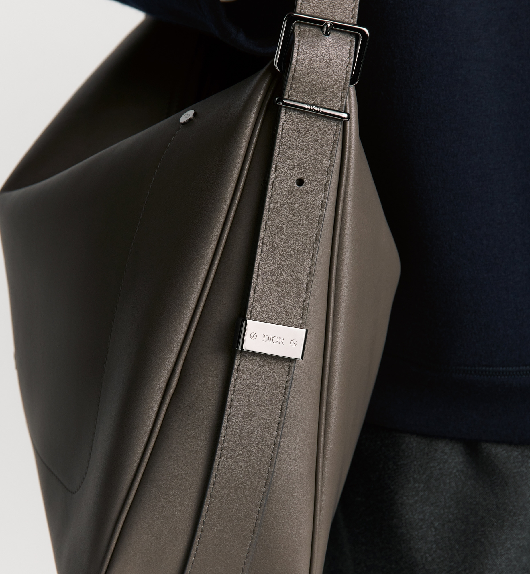 Large Dior Slider Zipped Hobo Bag - 3