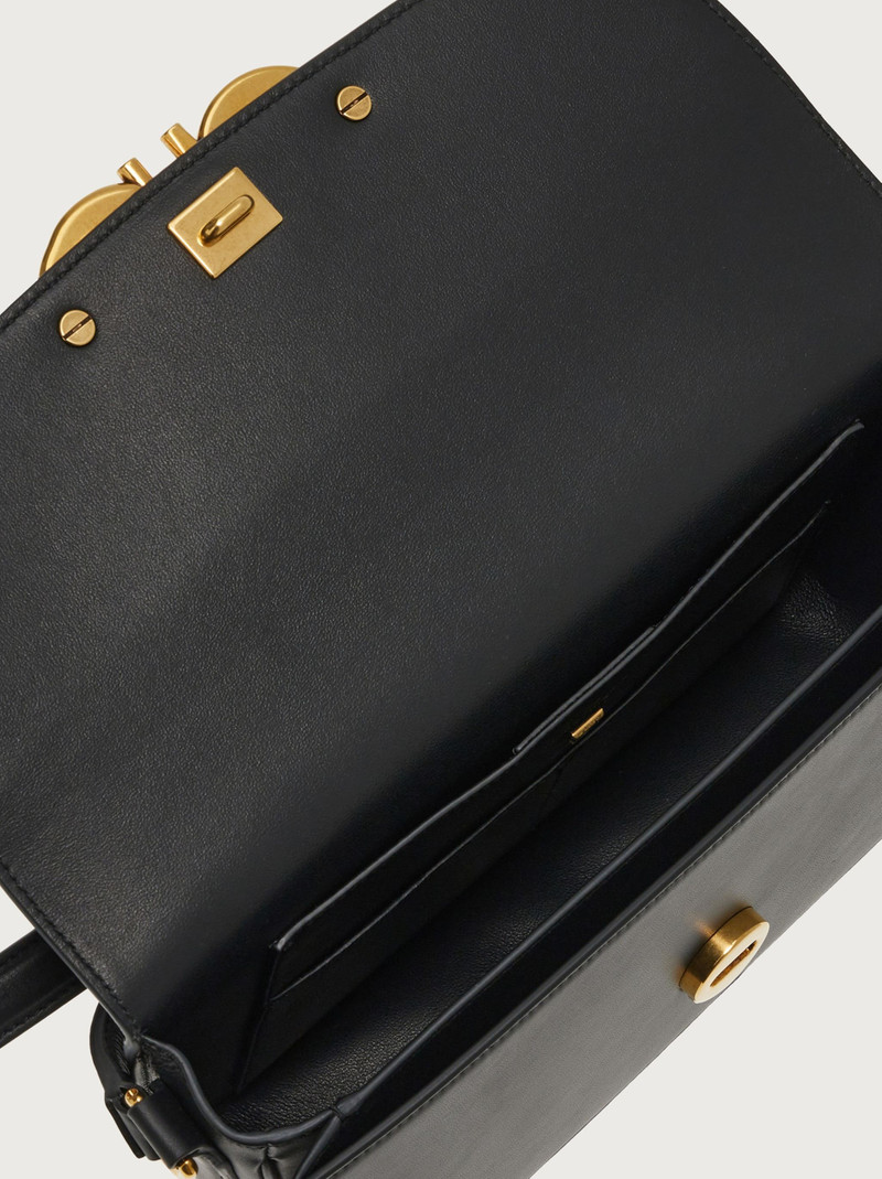 Trapezio crossbody bag (S) 5