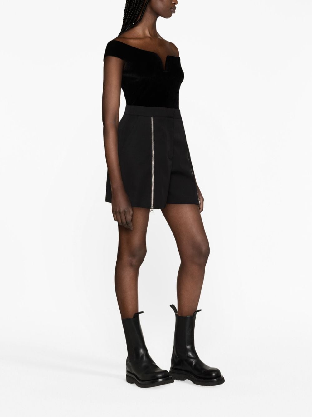 ショートパンツ ALEXANDER MCQUEEN Woman Short Black 757297QJAAC 1000 ショートパンツ ALEXANDER MCQUEEN Woman Short Black
