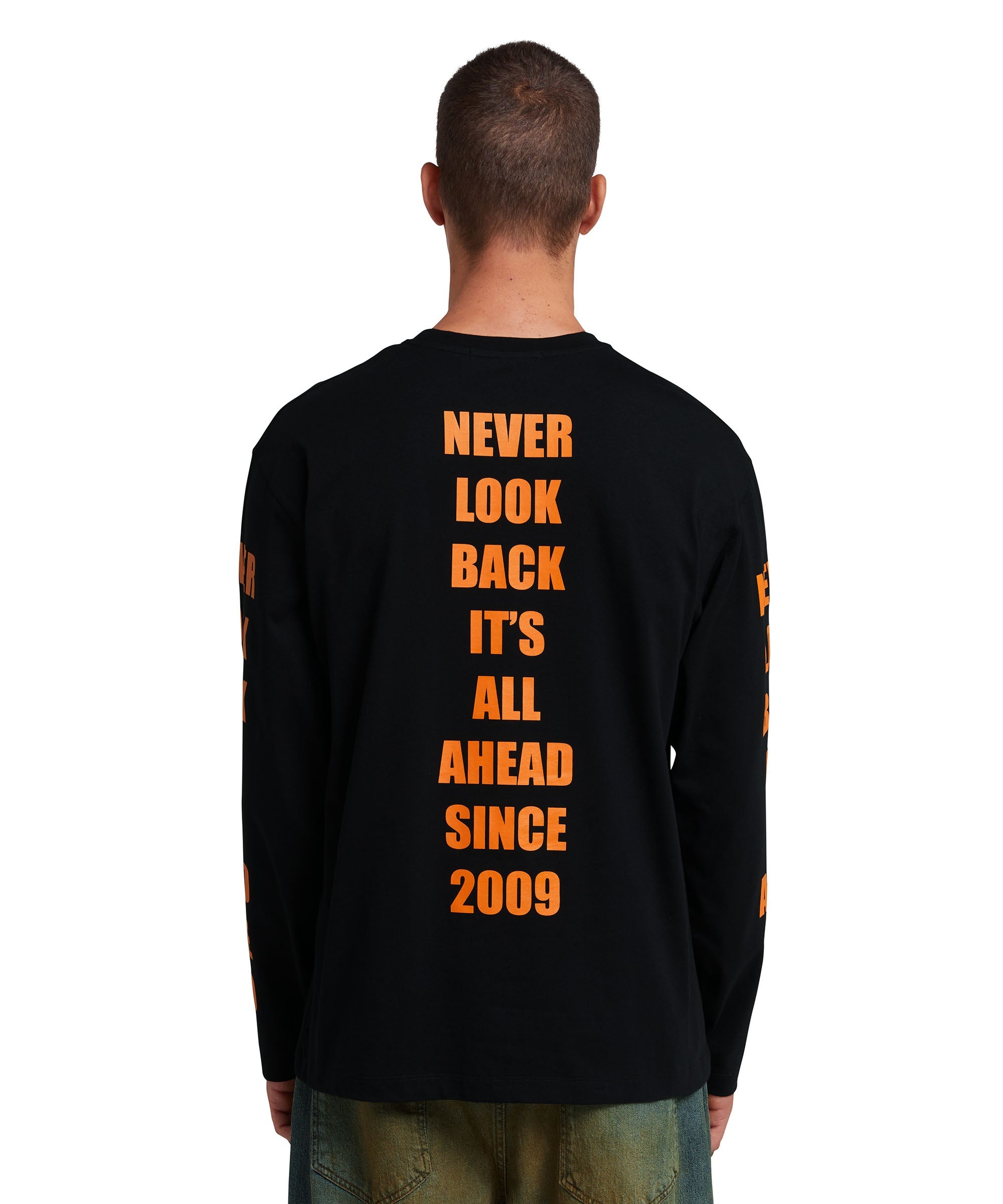 Long sleeve T-Shirt with "Never look back" graphic - 3