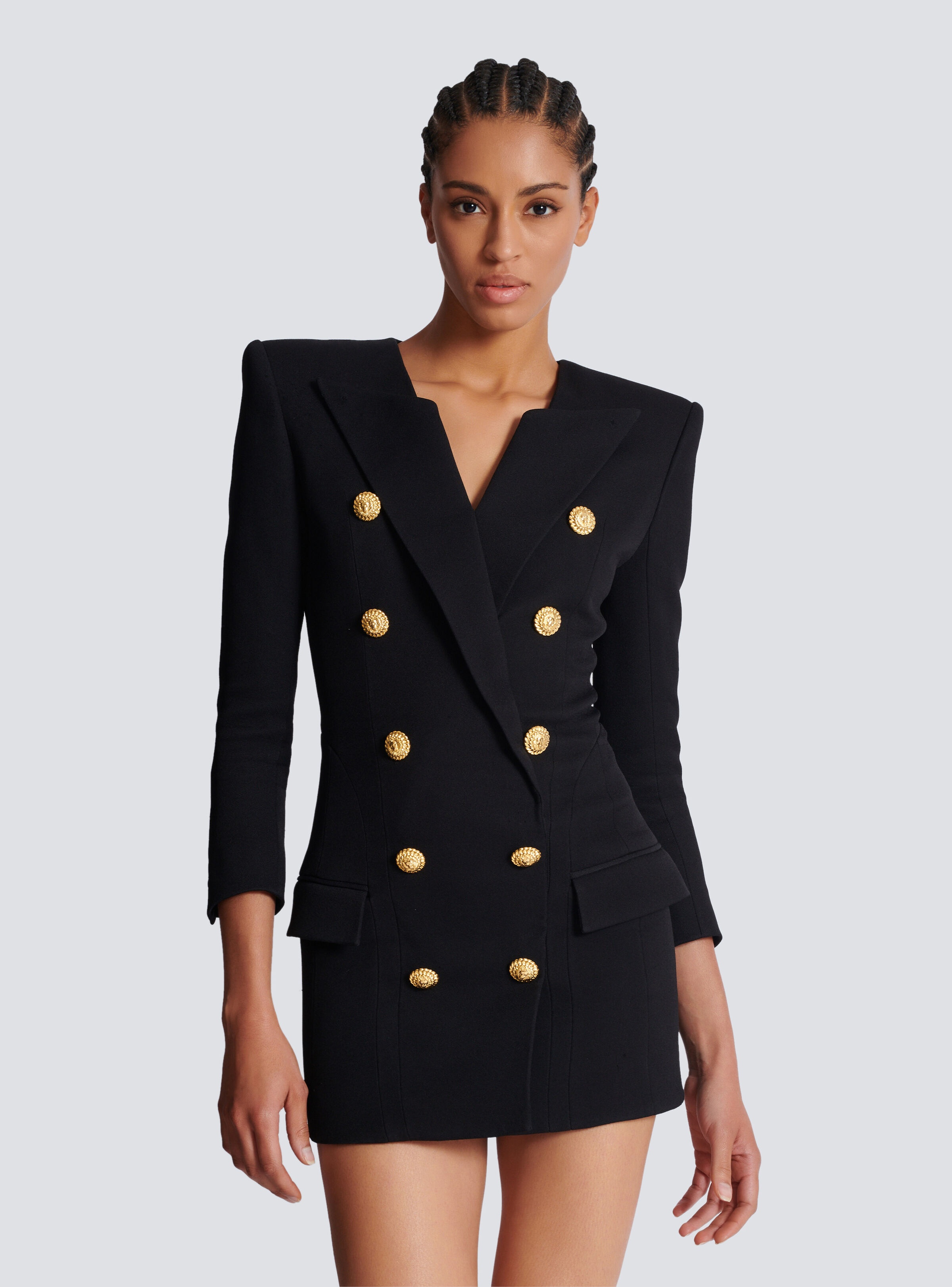 V-neck buttoned crepe short dress - 6