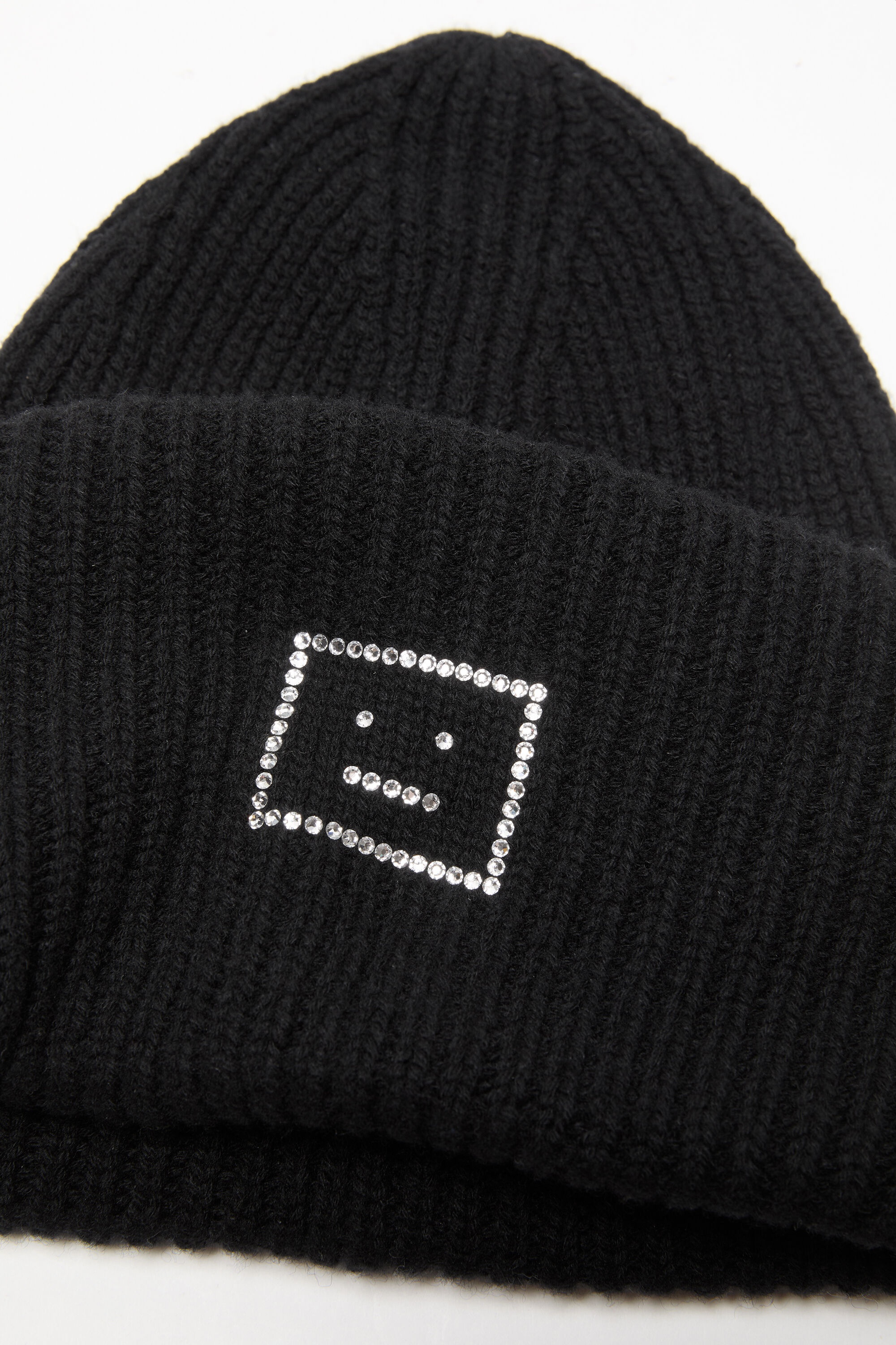 Embellished Face logo beanie - Black - 4